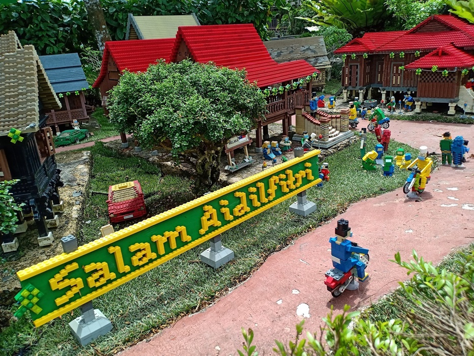 Miniature Kampung Halaman at LEGOLAND Malaysia Resort