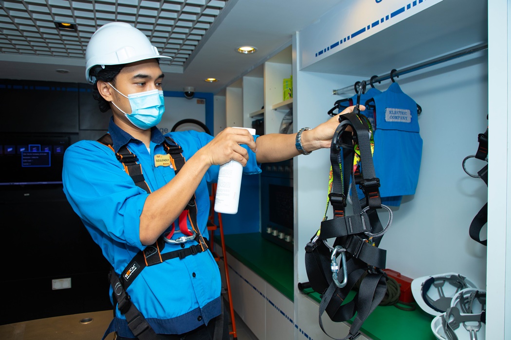 2. KidZania Kuala Lumpur has enforced strict Standard Operating Procedures (SOPs) and guidelines for all employees and visitors