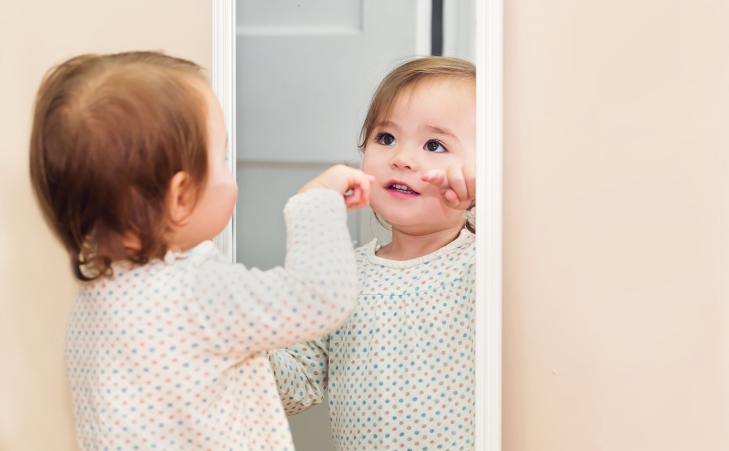 looking at the mirror