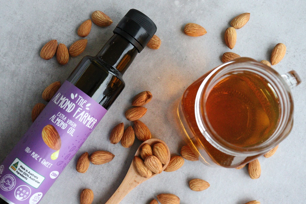 Casarosa-Almonds-Extra-Virgin-Almond-Oil-1