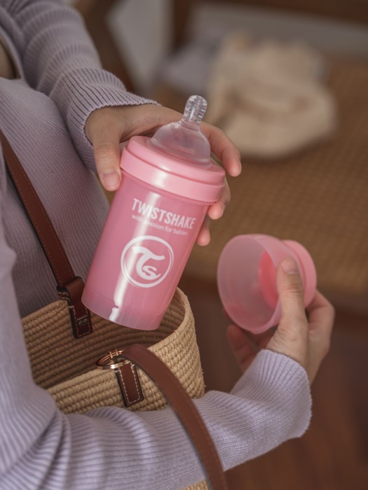 Baby Akiyo_Twistshake