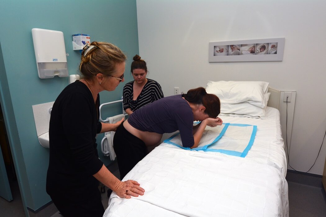 pregnant woman in labour