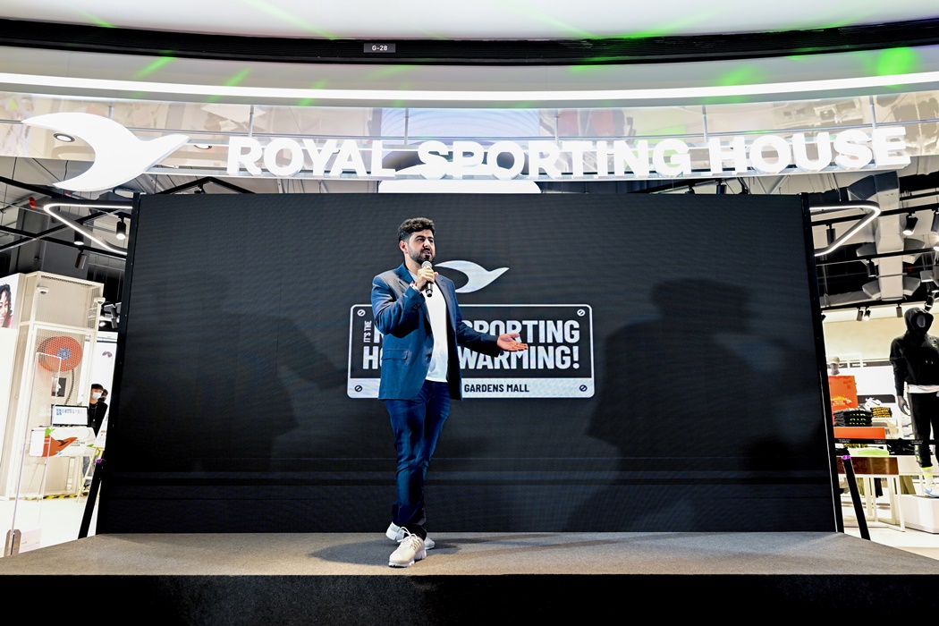 Mr Mohammad A. Baker, Deputy Chairman and Chief Executive Officer of GMG giving an opening speech